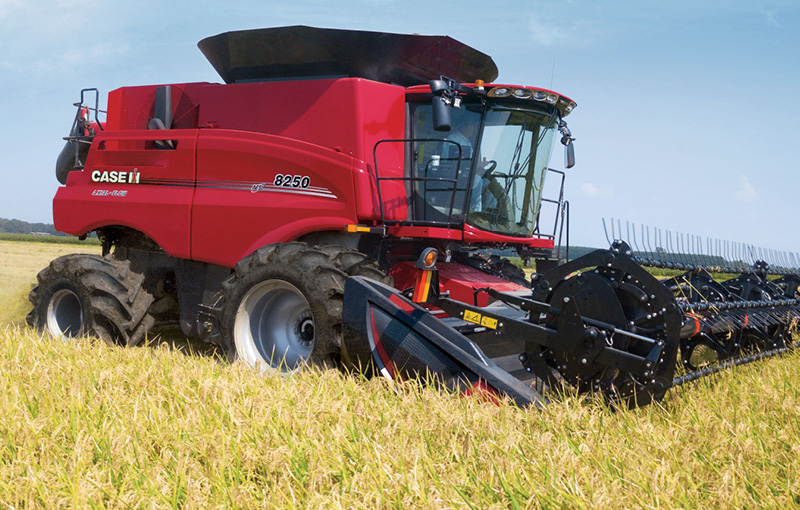 Uruguay Case IH combine harvesting rice